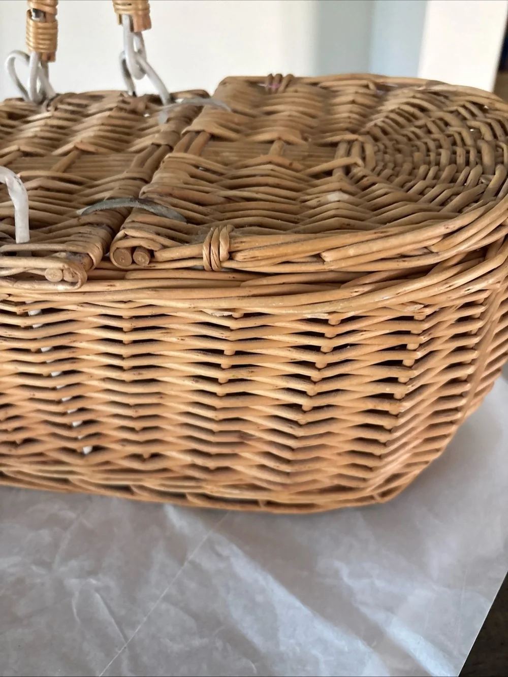Gorgeous Vintage Oblong 15” Long WICKER Double Lidded Picnic Basket Awesome